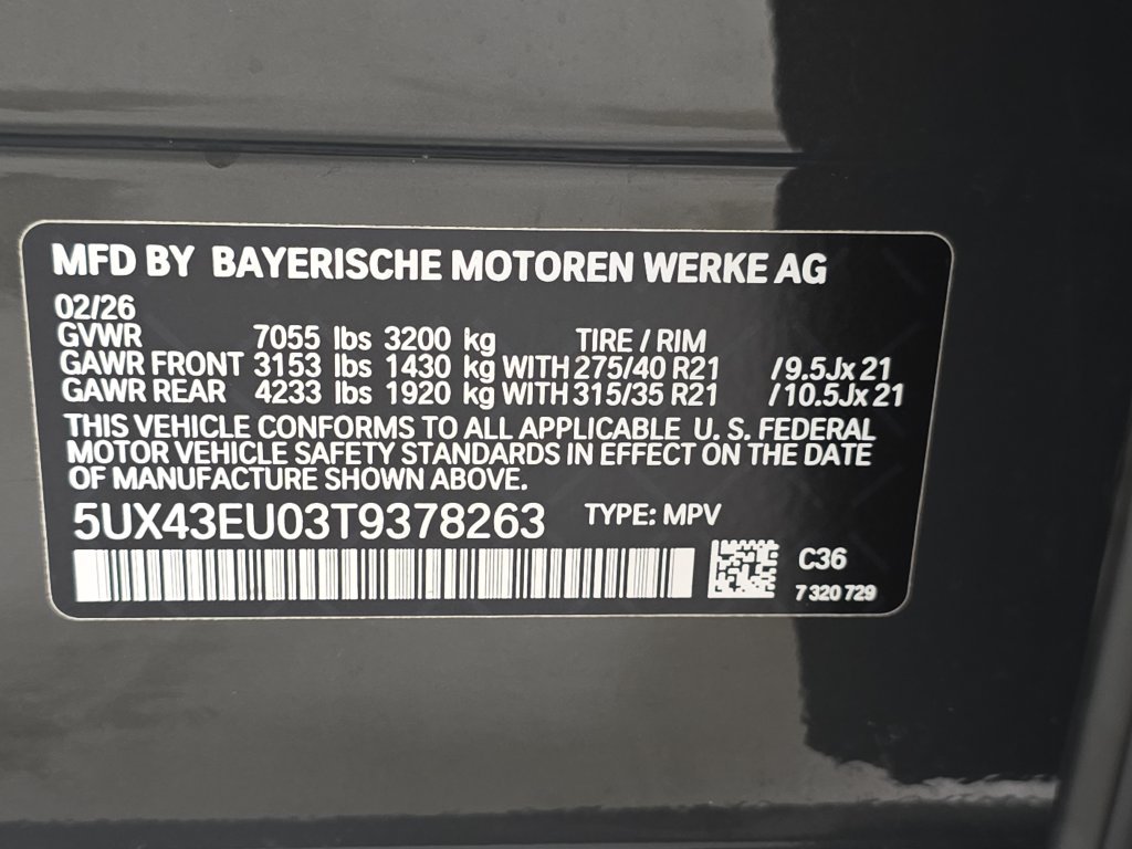 Used 2026 Dravit Grey Metallic BMW xDrive50e image 34