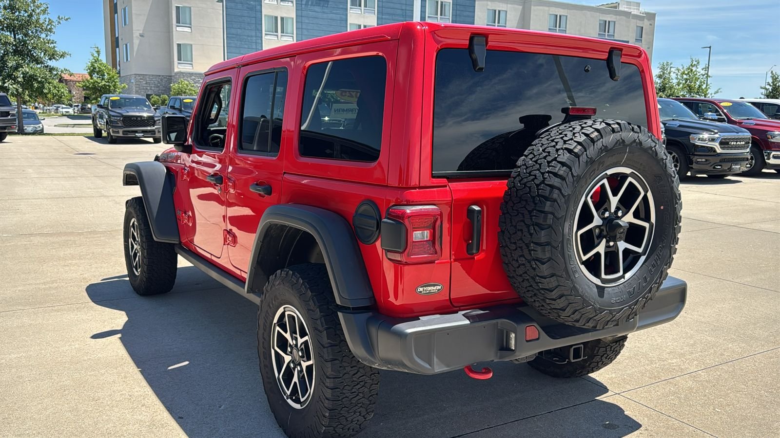 Used 2025 Red Jeep Rubicon image 11