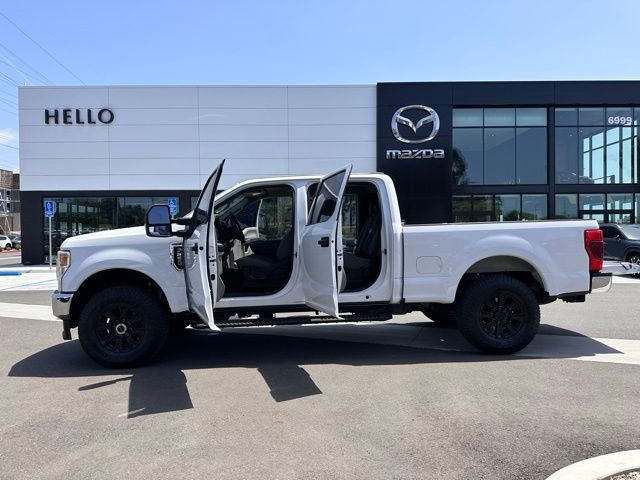 Used 2020 Oxford White Ford XLT image 30