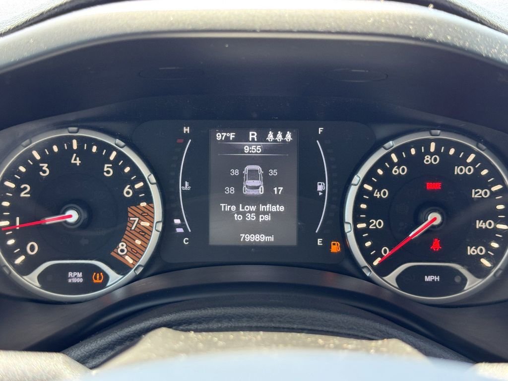 Certified Used 2019 Jetset Blue Clearcoat Jeep Latitude image 21