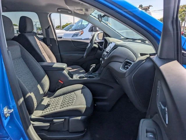 Used 2024 Blue Chevrolet LT image 17