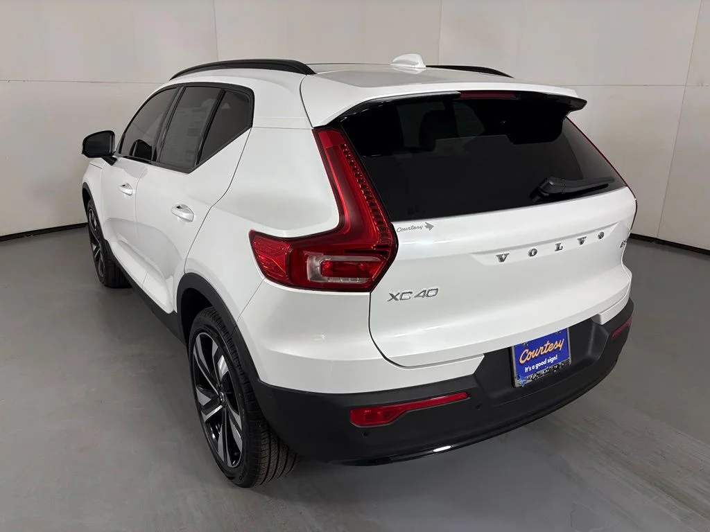 New 2026 Crystal White Volvo Plus image 6