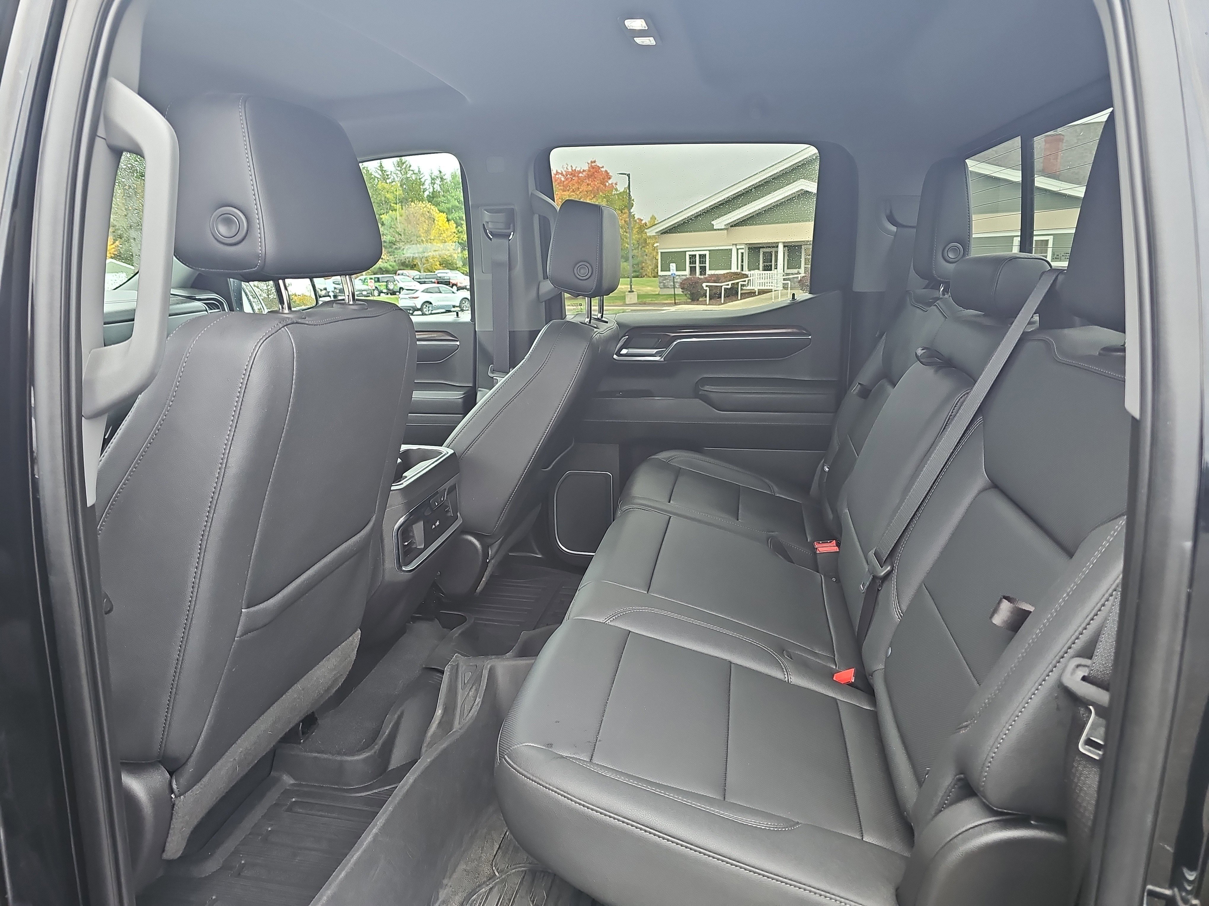 Used 2023 Onyx Black GMC SLT image 11
