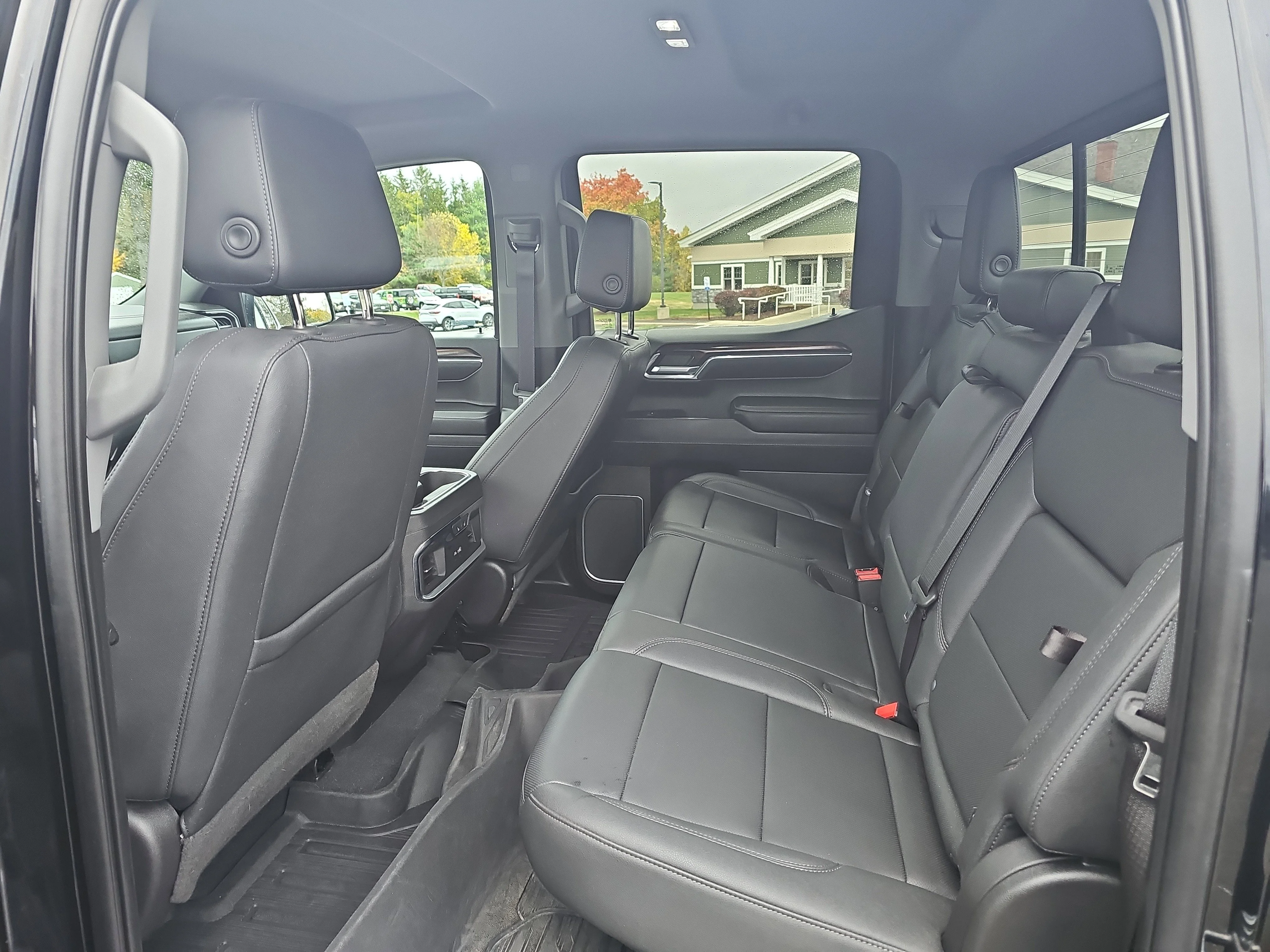 Used 2023 Onyx Black GMC SLT image 11
