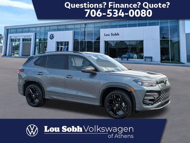 2026 Volkswagen Tiguan 2.0T SE R-Line Black's photo