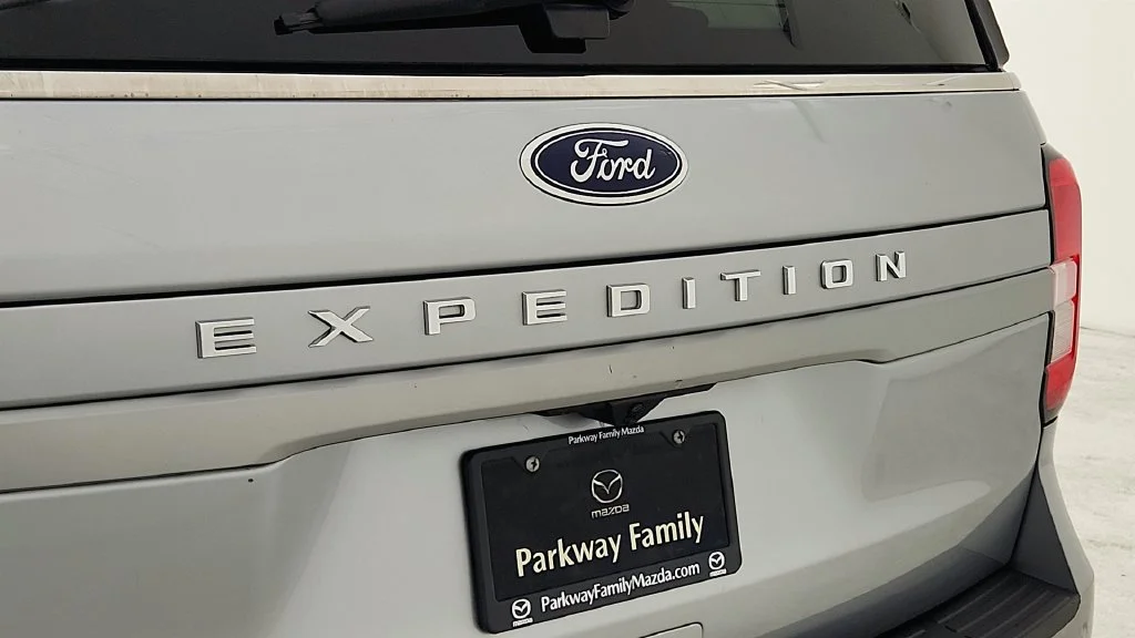 Used 2024 Gray Ford XLT image 31