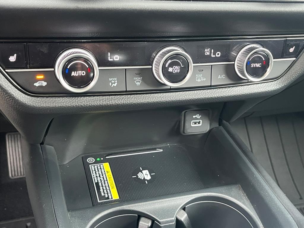 2025 Honda HR-V EX-L - Photo 16