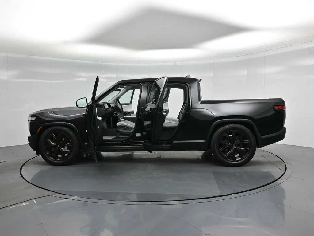 Certified Used 2023  Rivian Adventure image 28
