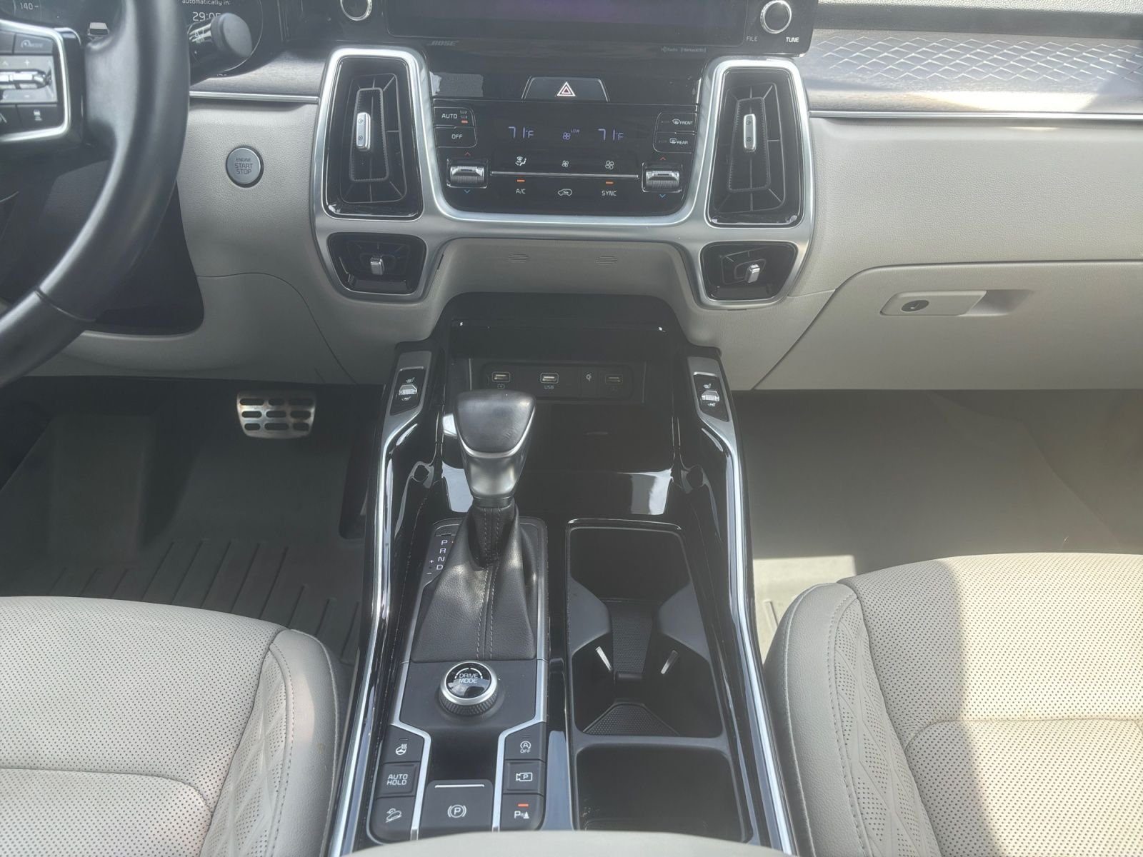 Used 2021 Silver Kia SX-Prestige image 11