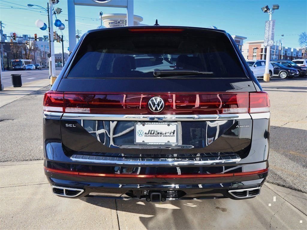 New 2026 Black Volkswagen 2.0T SEL Premium R-Line image 4
