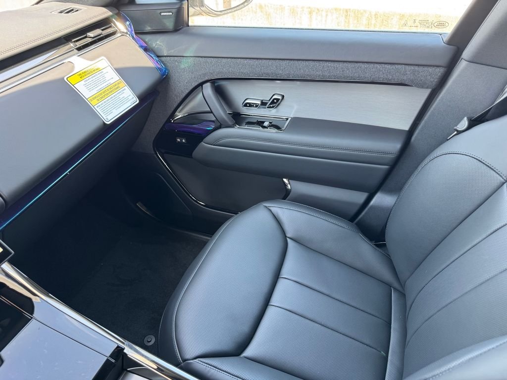 New 2026 Fuji White Land Rover Dynamic SE image 26