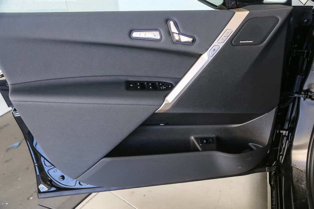 2025 BMW iX 50 - Photo 20
