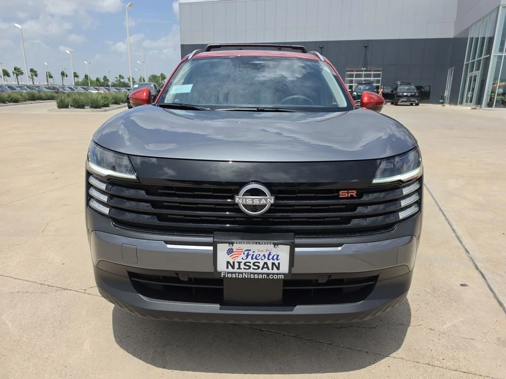 New 2026 Gun Metallic / Scarlet Ember Tintcoat Two-tone Nissan SR image 10