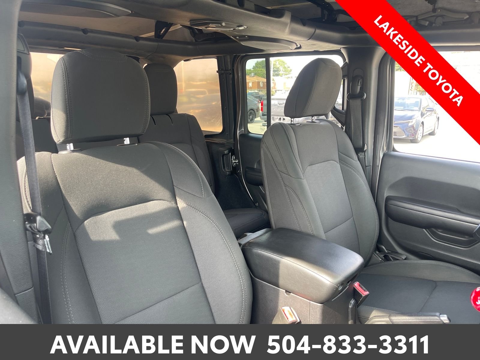 Used 2019 Gray Jeep Unlimited Sport S image 9