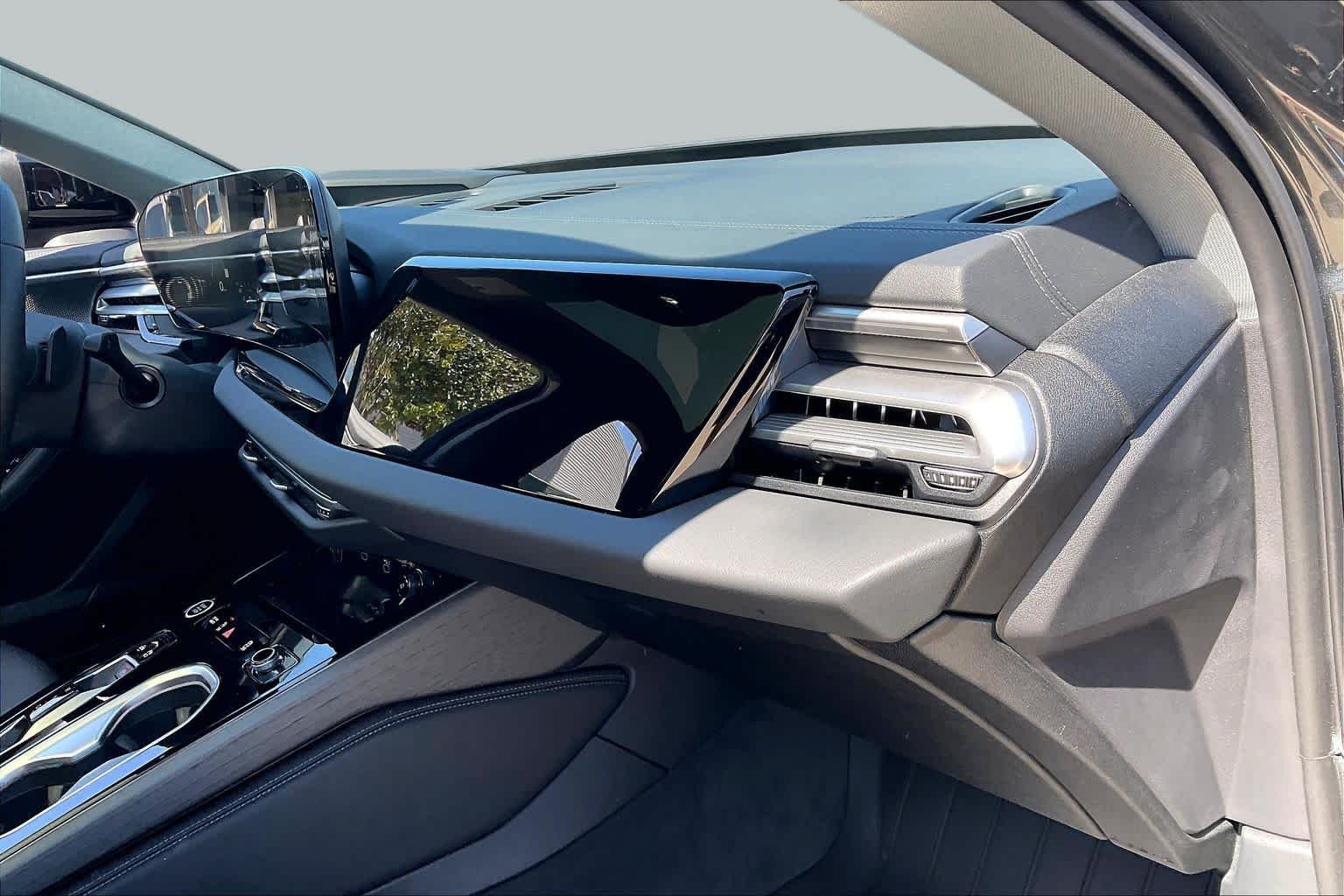 Used 2026 Daytona Gray Pearl Effect Audi Premium Plus image 18