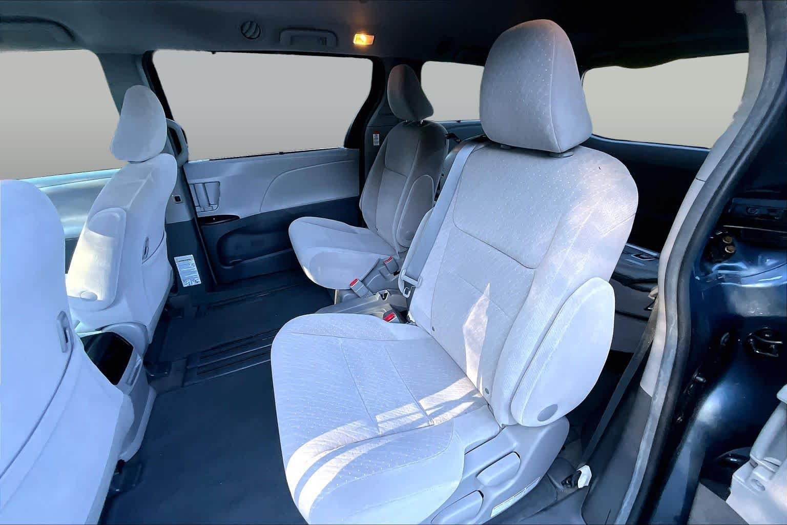 Used 2017 Shoreline Blue Pearl Toyota LE image 19