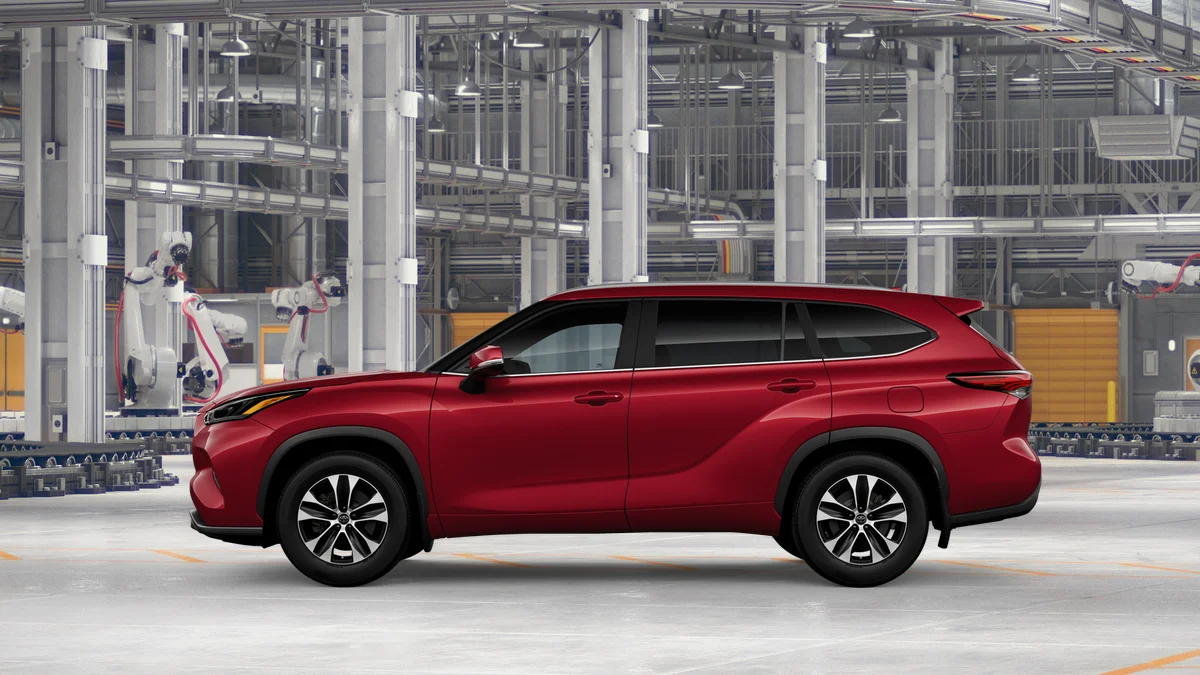 New 2026 Ruby Flare Pearl Toyota XLE image 4