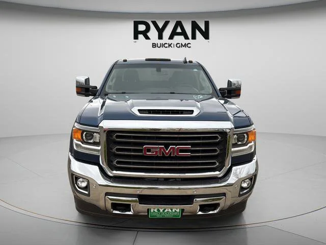 Used 2018 STONE BLUE METALLIC GMC SLT image 10