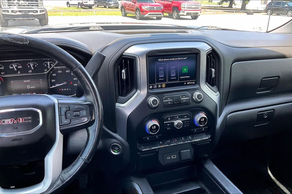 Used 2021 Brown GMC Elevation image 9