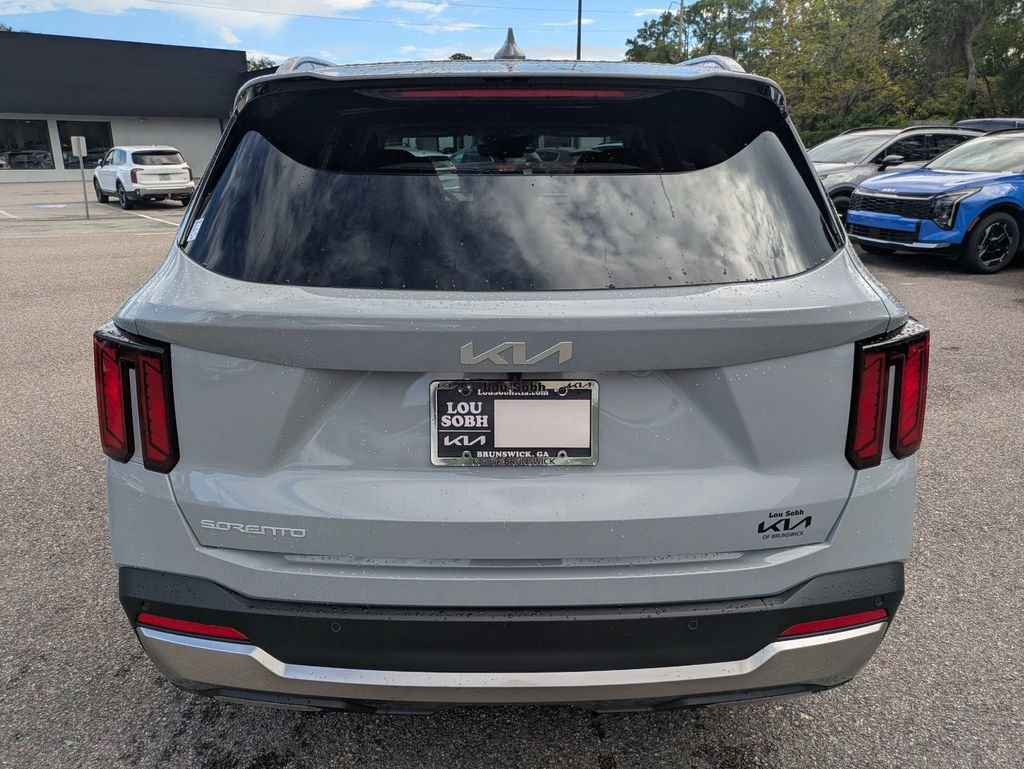New 2026 Wolf Gray Kia S image 5