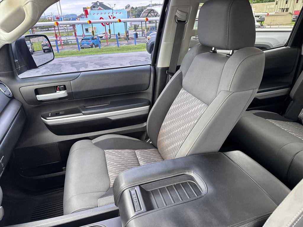 2021 Toyota Tundra SR5 - Photo 11