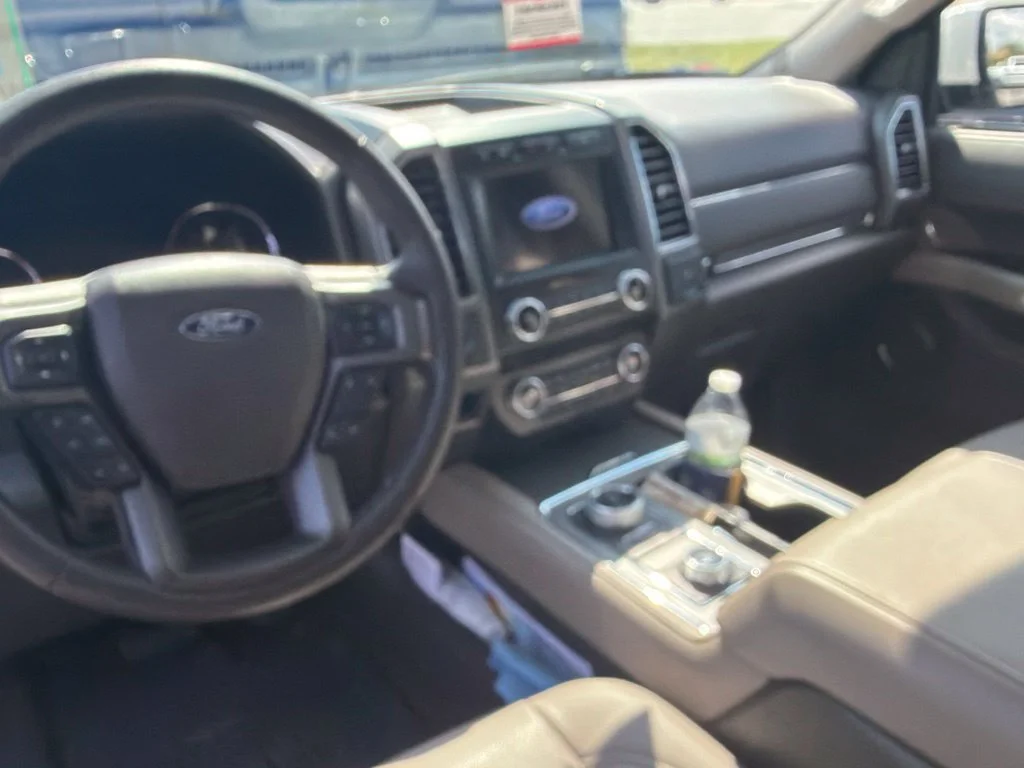 Used 2020 White Ford XLT image 9