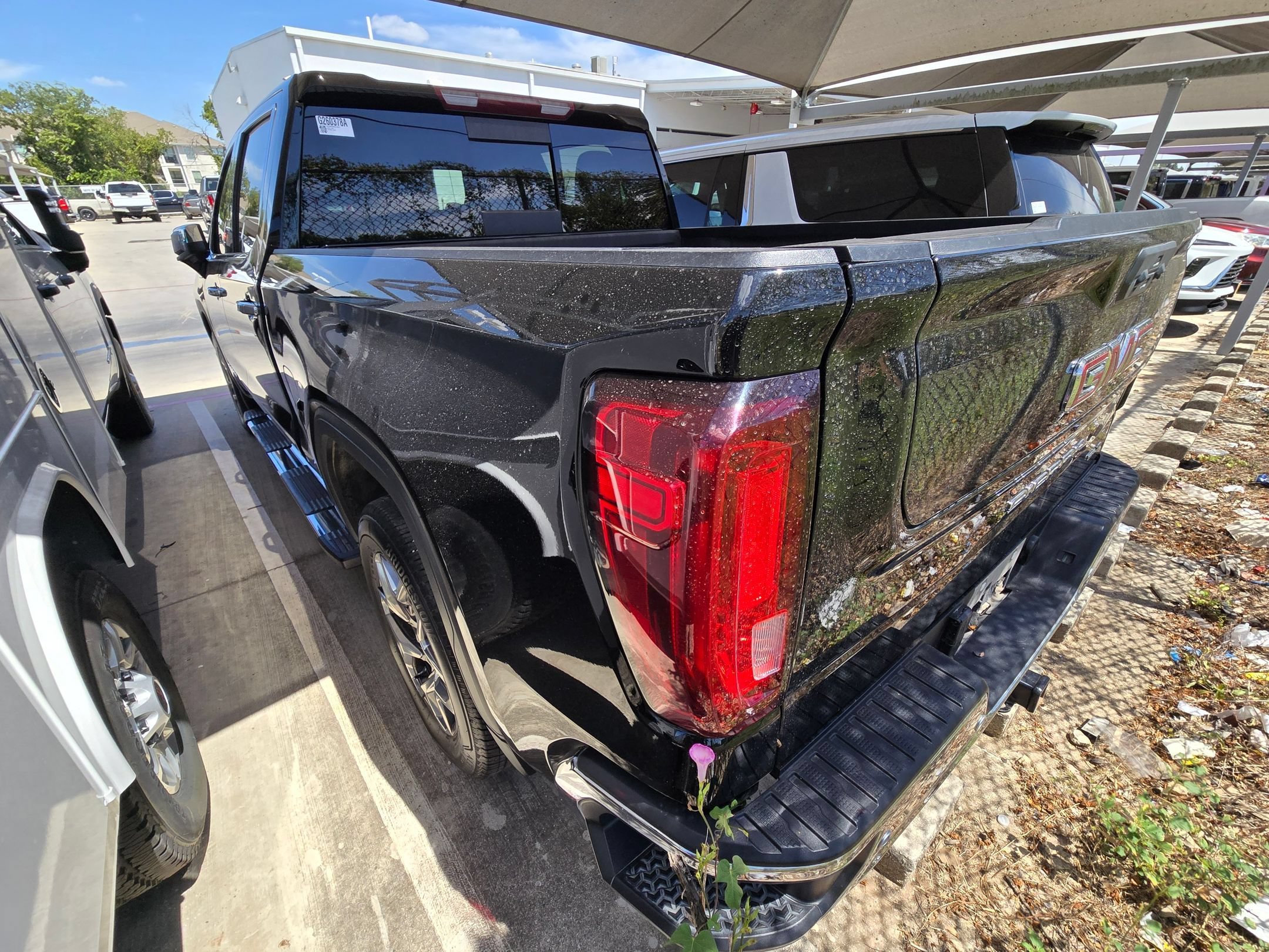 Certified Used 2024 Onyx Black GMC SLT image 6