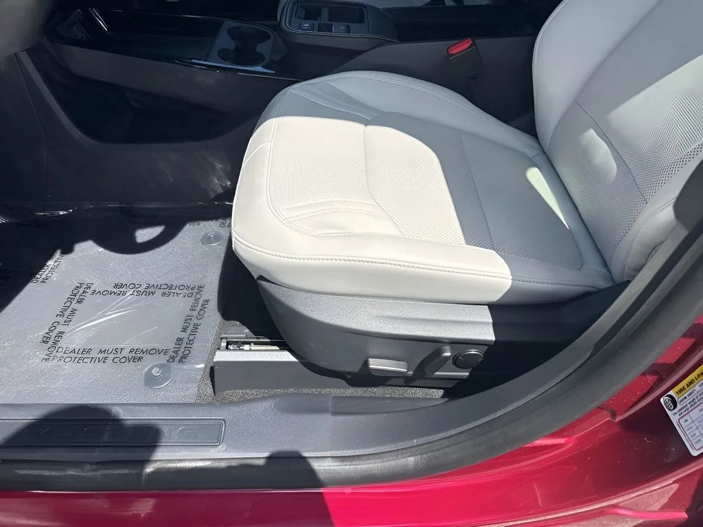 Used 2025 Red Ford Premium image 10