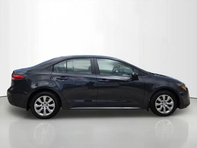 Used 2026 Underground Toyota LE image 6