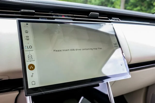 New 2026 Gray Land Rover SE image 38