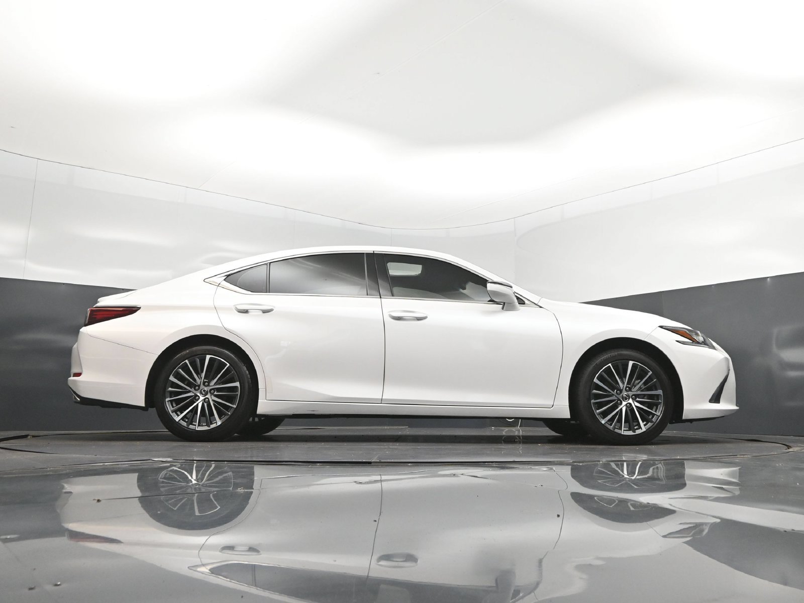 Certified Used 2024 White Lexus 350 image 43