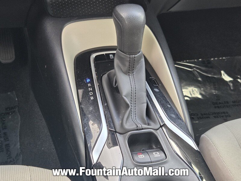 Used 2020 Blizzard Pearl TOYOTA LE CVT image 12