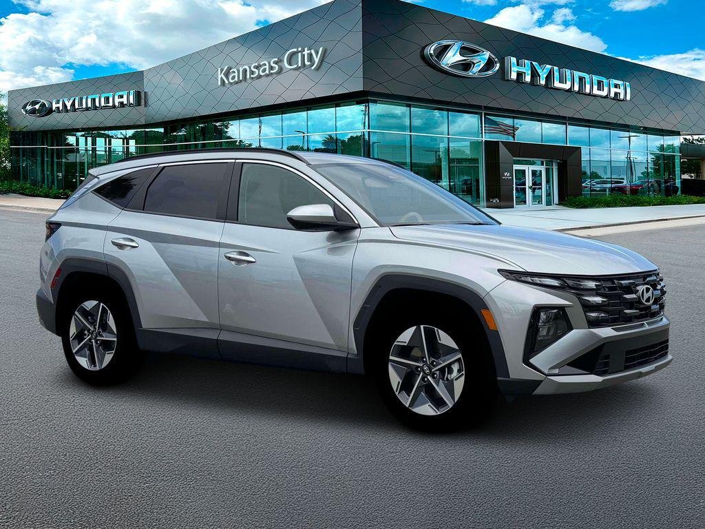 New 2026 Shimmering Silver Hyundai SEL FWD image 10