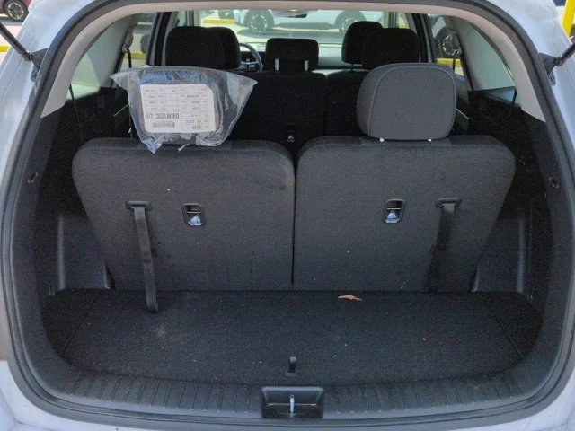 New 2026 Glacial White Pearl Kia LX image 13