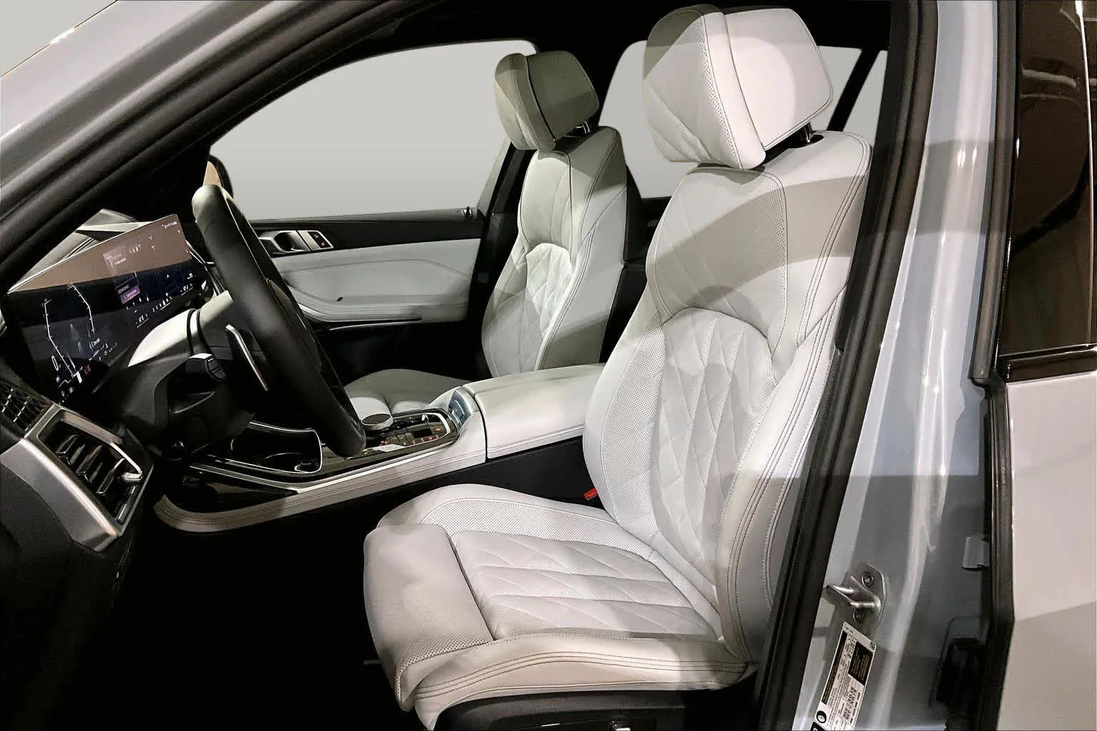 Certified Used 2025 Brooklyn Grey Metallic BMW xDrive40i image 8