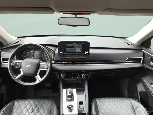 Used 2022 Red Mitsubishi SEL image 15