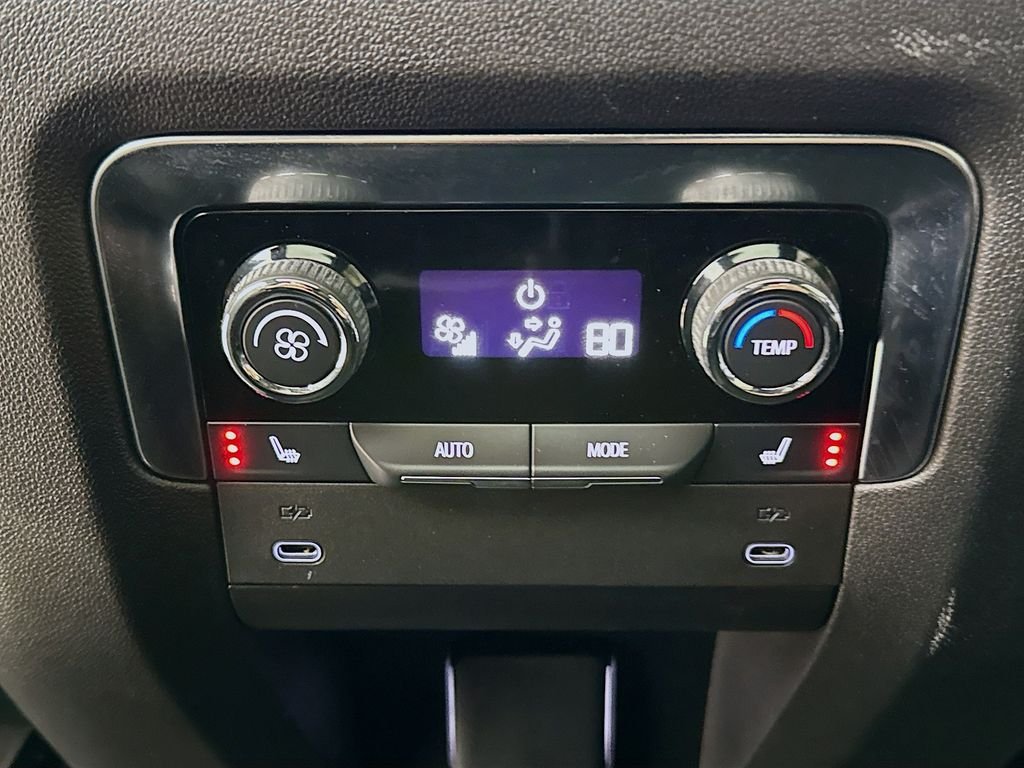 Used 2025 Beige Chevrolet RST image 27