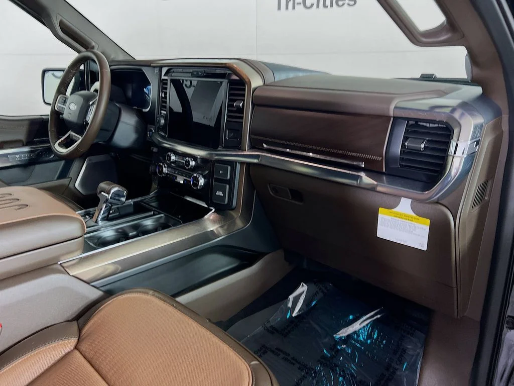 New 2026 Agate Black Metallic Ford King Ranch image 30