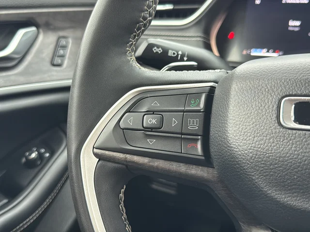 Certified Used 2023 Gray Jeep Limited image 16