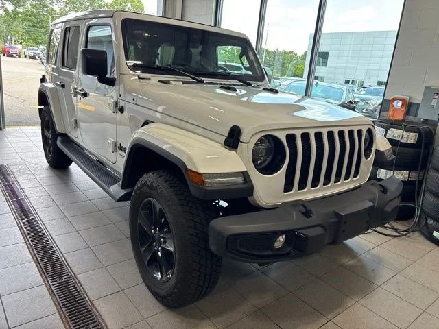 Used 2022 Bright White Clearcoat Jeep Unlimited Sahara Altitude image 1