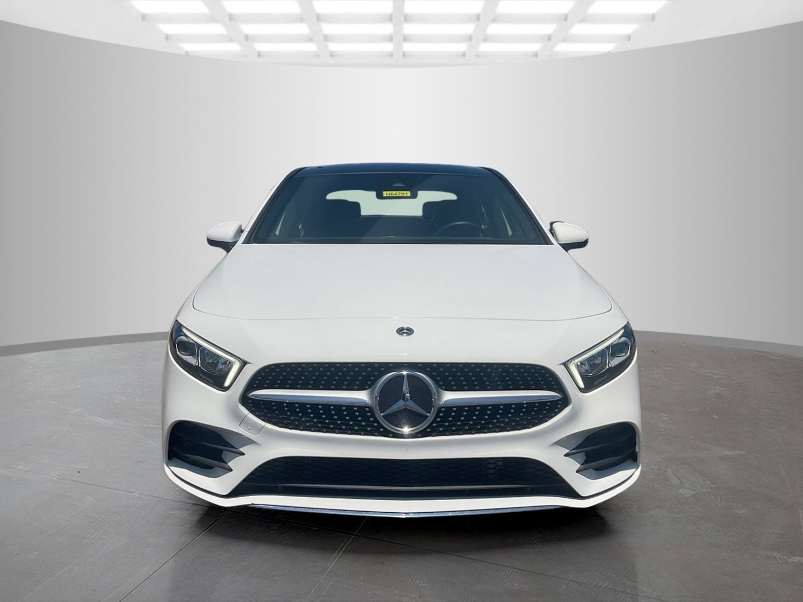 Used 2022 Polar White Mercedes-Benz A 220 image 8