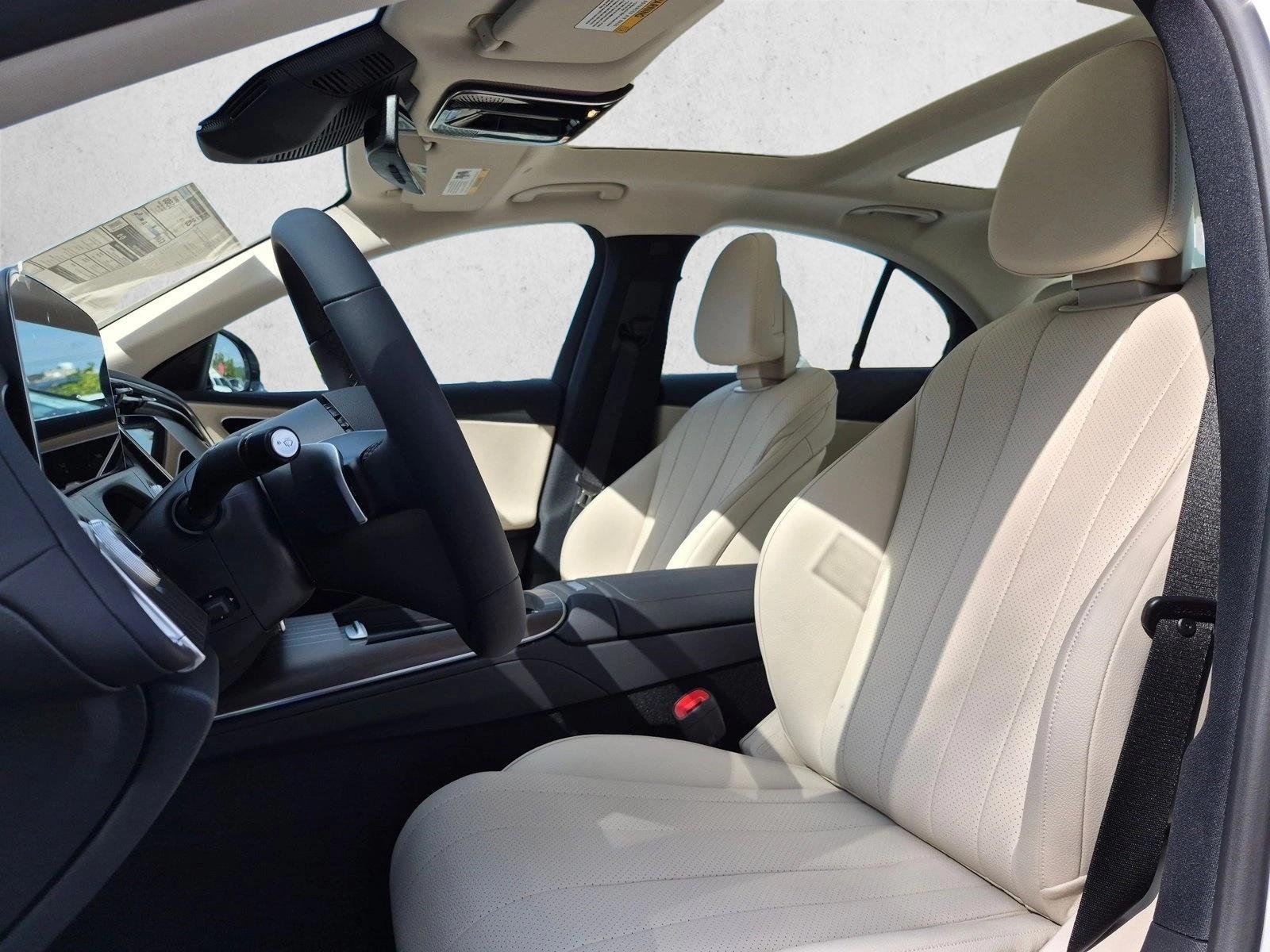New 2026 Polar White Mercedes-Benz E450 image 4