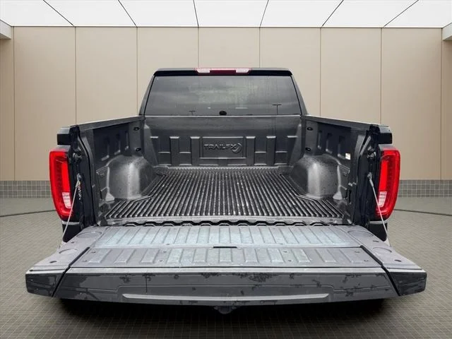 Used 2024 Black GMC SLT image 29