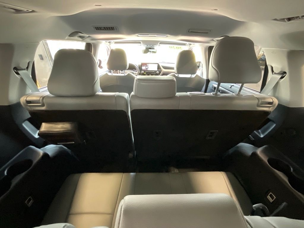 Used 2020 Gray Toyota Limited image 25