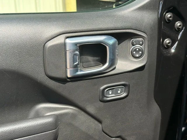 Used 2023 Black Jeep Willys image 18