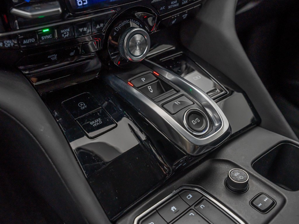 Used 2024 Liquid Carbon Metallic Acura Technology image 39