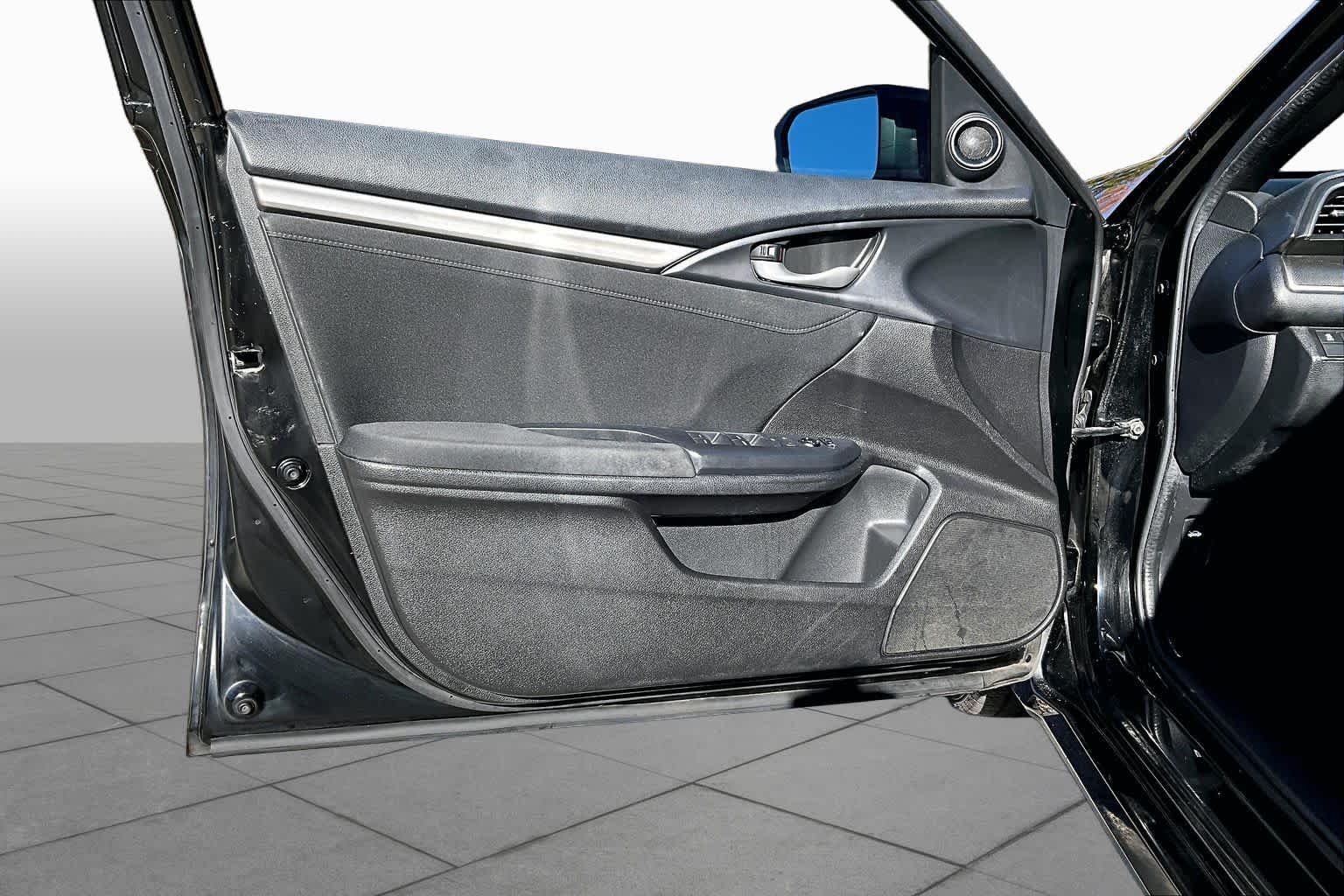 Used 2018 Crystal Black Pearl Honda EX image 22