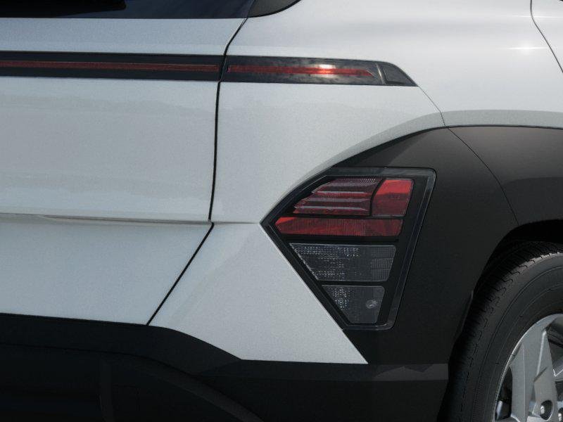 New 2026 White Hyundai SE FWD image 37