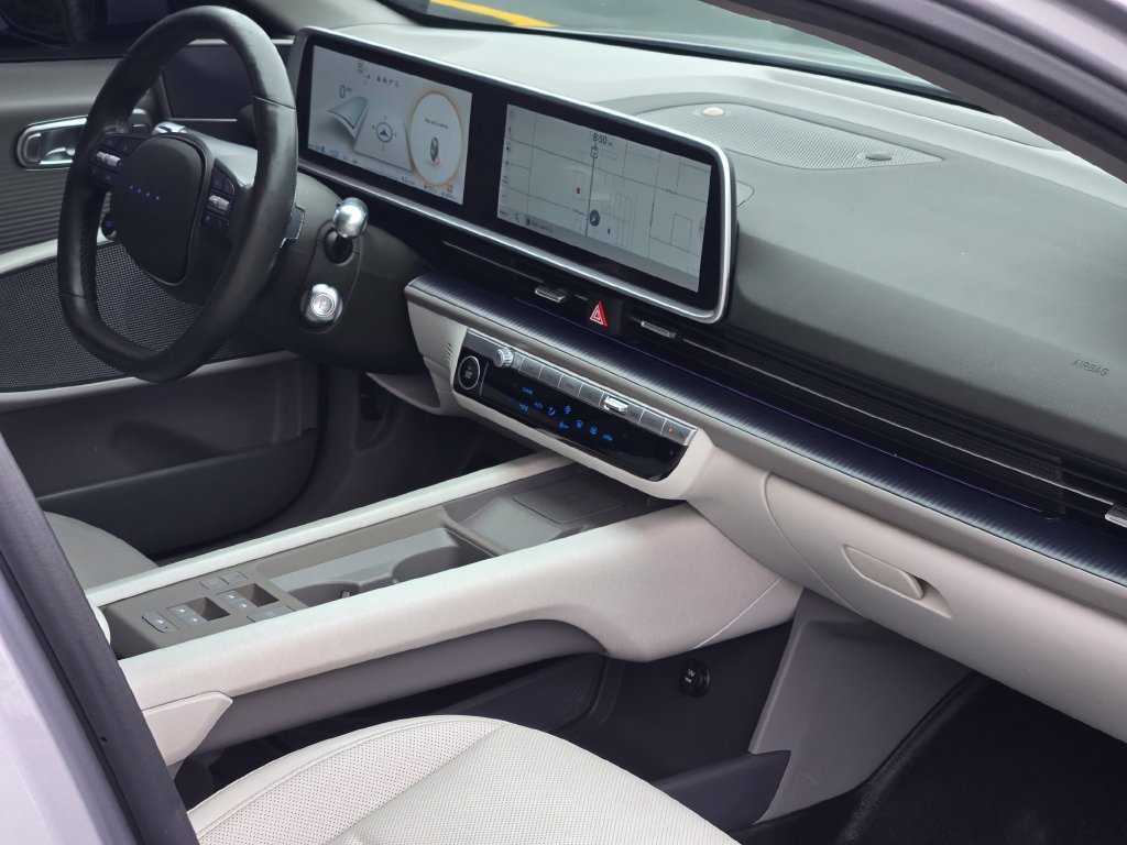2024 Hyundai IONIQ 6 Limited - Photo 13