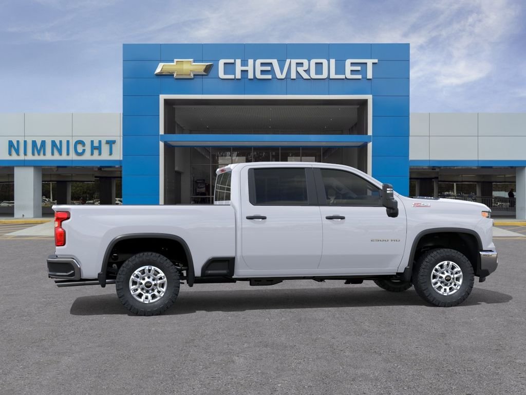 New 2026 Summit White Chevrolet WT image 5